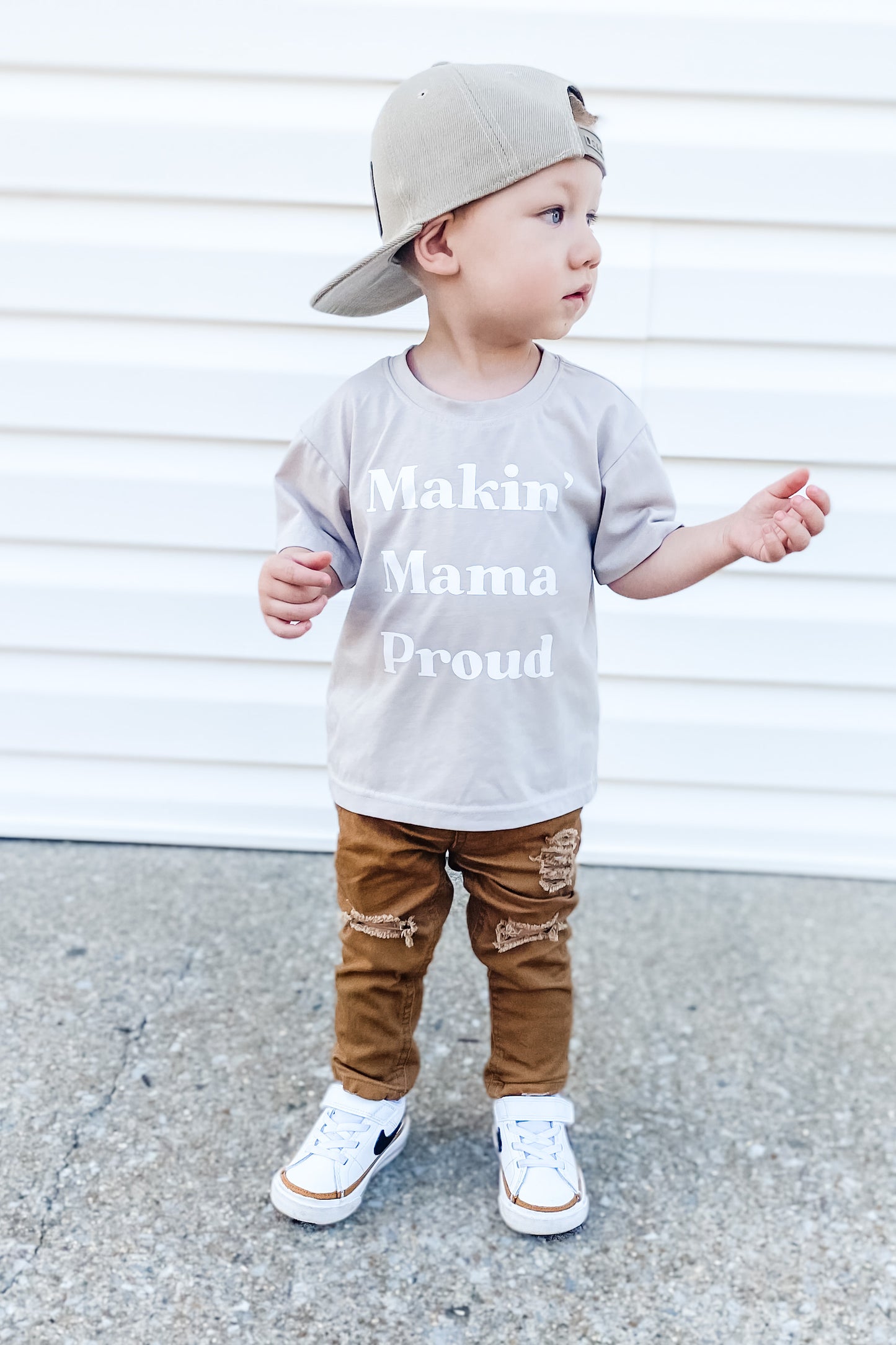 Makin’ Mama Proud Graphic Tee